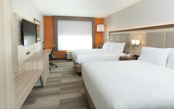 Holiday Inn Express & Suites S Lake Buena Vista By IHG