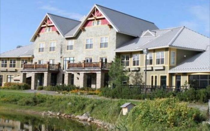 Calabogie Peaks Hotel, Ascend Hotel Member