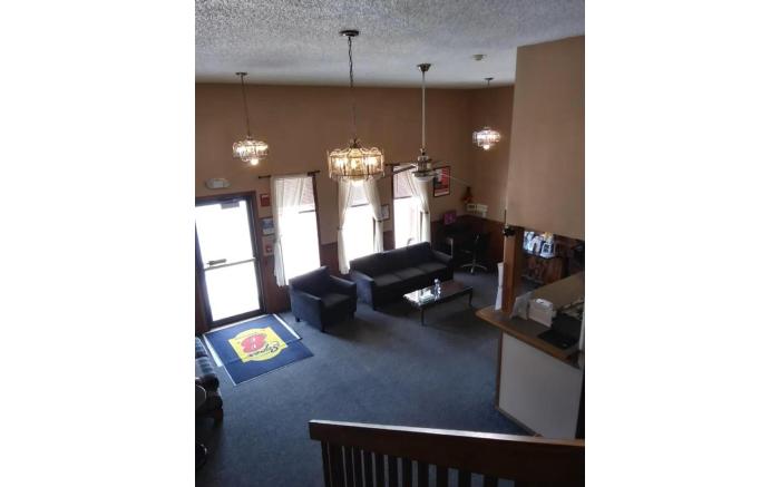 Capital O Amerihost Inn and Suites Kingdom City Hwy 54 MO