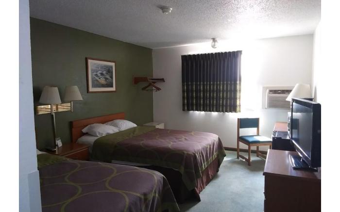 Capital O Amerihost Inn and Suites Kingdom City Hwy 54 MO