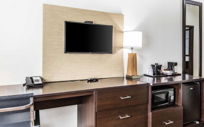 Sleep Inn & Suites
