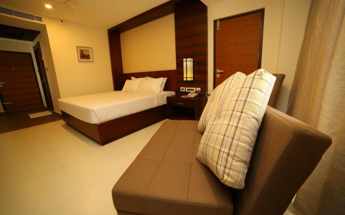 Vavas Inn & Suites