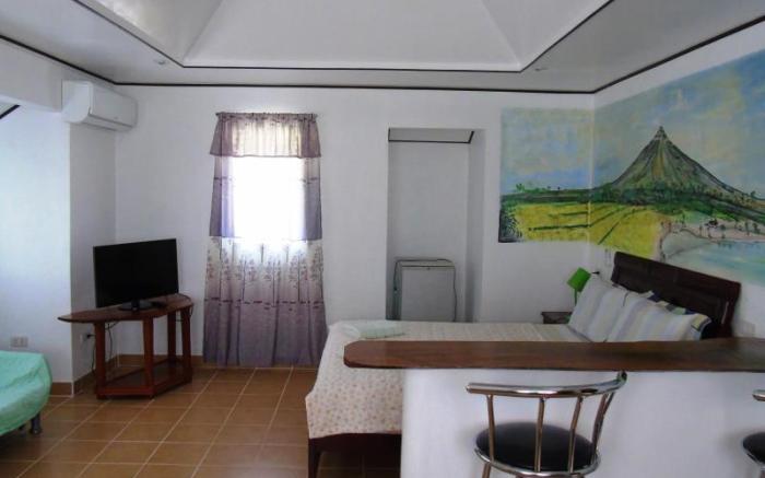 Phaidon Beach Resort
