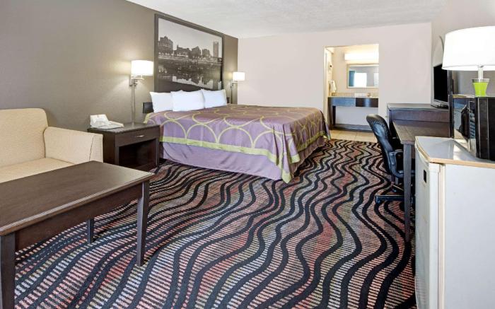 Super 8 By Wyndham Lakeland