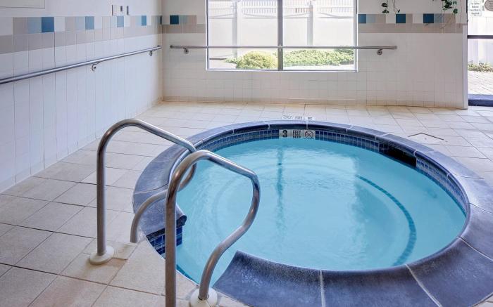 Courtyard by Marriott Long Island MacArthur Airport