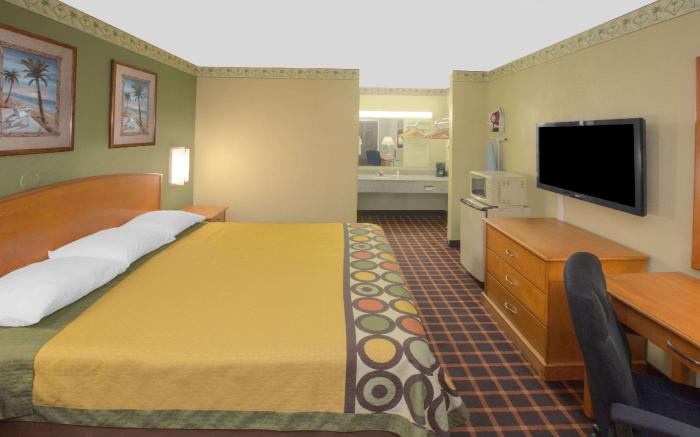 Super 8 By Wyndham Shreveport