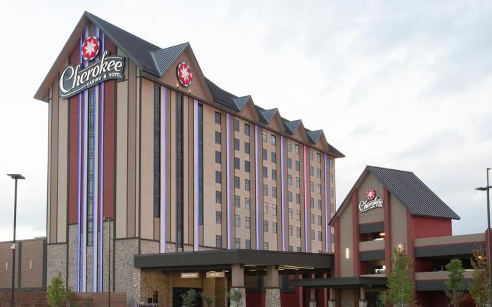 Cherokee Casino Hotel Roland