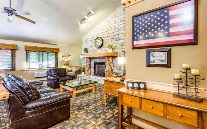 AmericInn by Wyndham Hampton