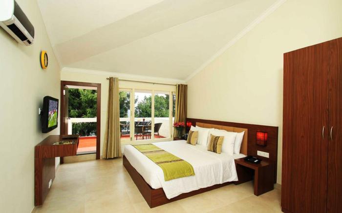 Sterling Ooty Fern Hill