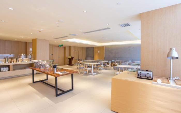 Ji Hotel Chengdu Shengda International