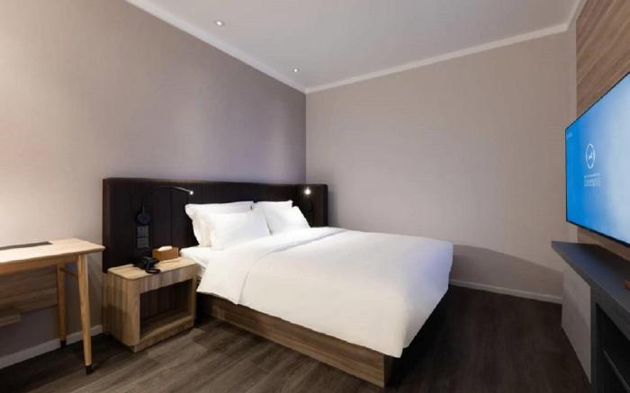 Hanting Hotel Beijing Hepingli North Street Metro Station