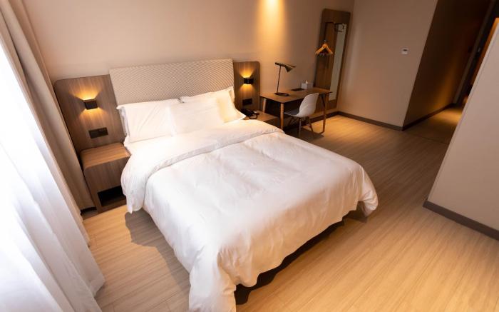 Hanting Hotel Xinyang Gushi County