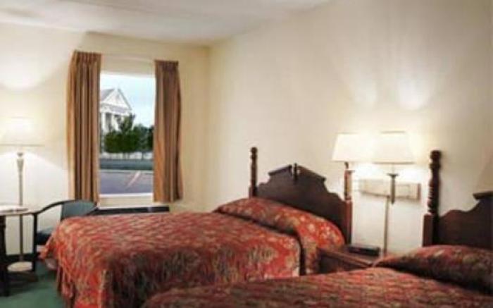 Savannah House Hotel