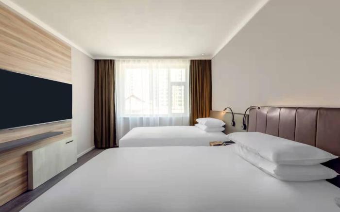 Hanting Premium Hotel Xi'ning Bayi Road Minhang Tower