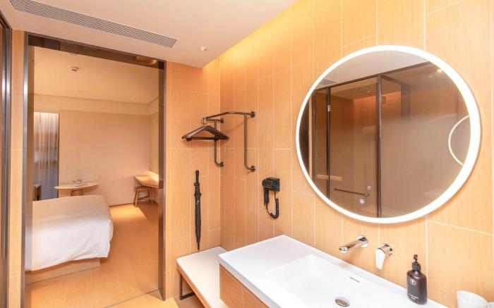 Ji Hotel Chengdu East Railway Station Dong Square