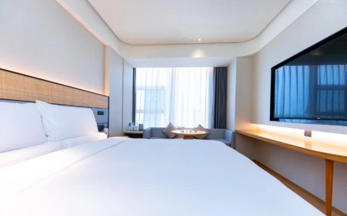 Ji Hotel Ningbo Fenghua Golden Bell Plaza