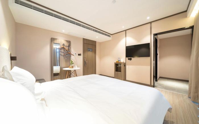Hanting Hotel Shanghai Lingang Dishui Lake