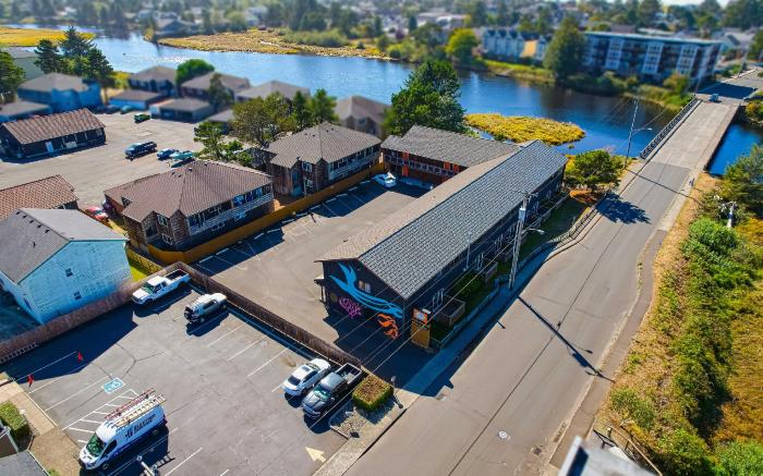 Coast River Inn by OYO Seaside