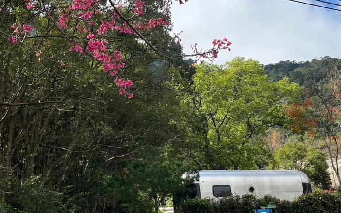 拾階莊園（內灣露營車）