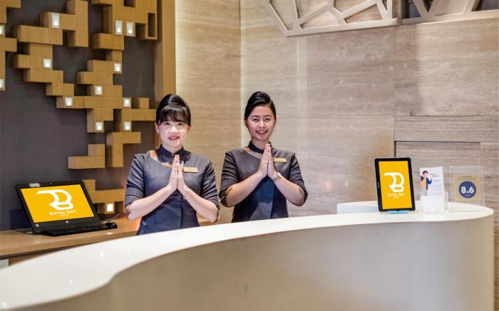 Royal Bay Hotel Makassar