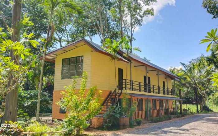 Huaykhakhaeng Country Home Resort