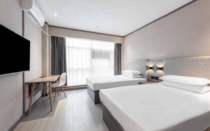 Hanting Hotel Chongqing North Railway Station Longtou Temple Park Metro Station