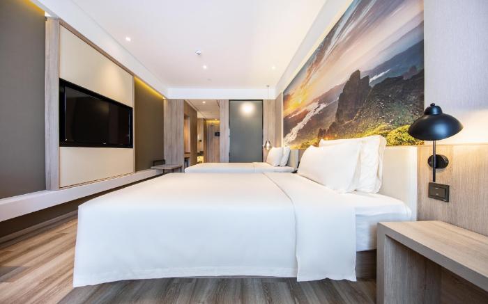 Atour Hotel Nanning Railway Station North Lake