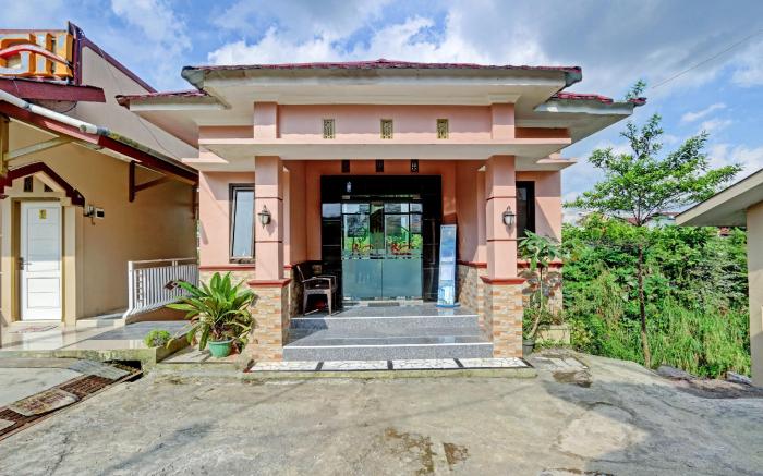 OYO 90516 RGH Syariah Argopeni