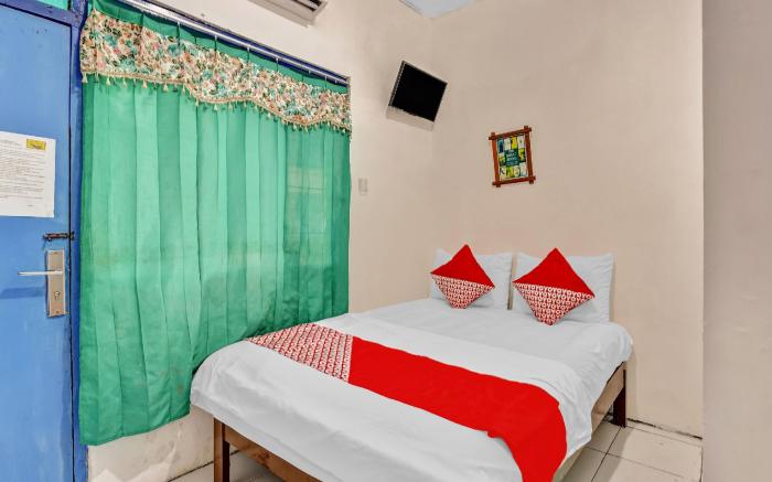 OYO 90523 Homestay Jenggolo