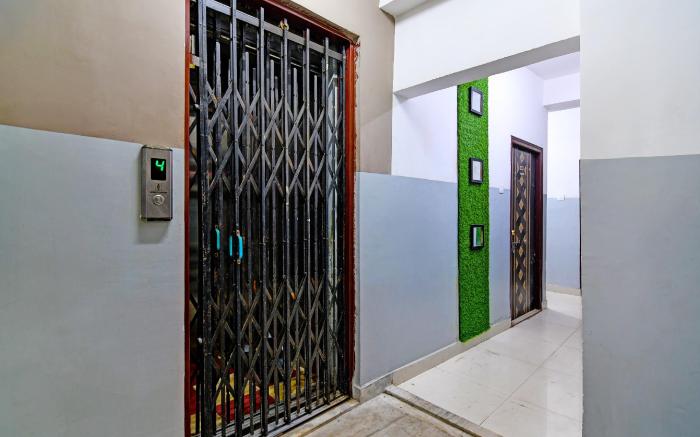 OYO 82026 BANGUR INN