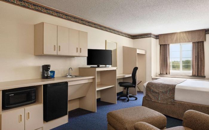 Travelodge by Wyndham Fort Scott