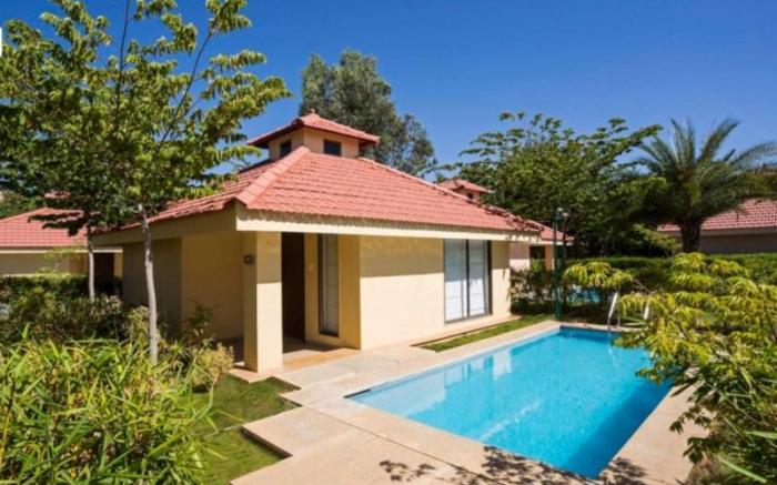 Golden Amoon Resort