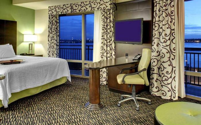 Hampton Inn & Suites Baton Rouge Downtown