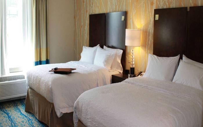 Hampton Inn & Suites by Hilton Stroudsburg Pocono Mountains