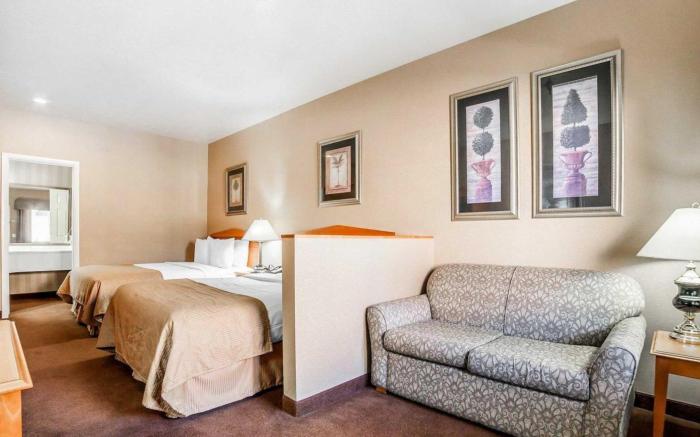 Clarion Suites St. George Convention Center Area