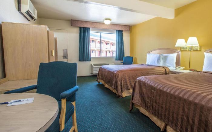 Travelodge by Wyndham Turlock