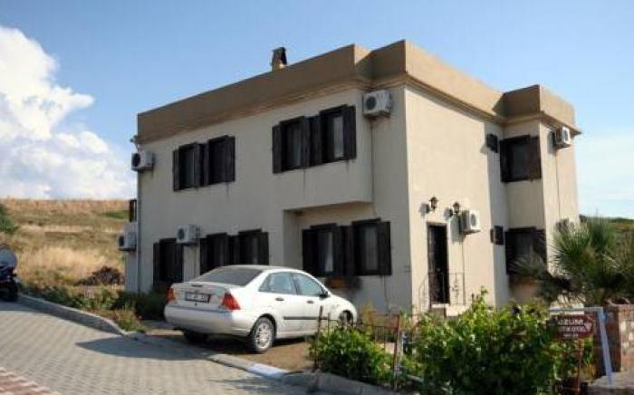 Uzum Hotel