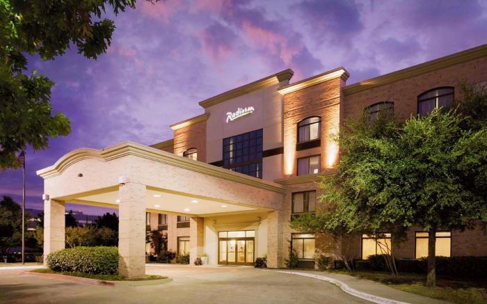 Hotel Dallas North-Addison