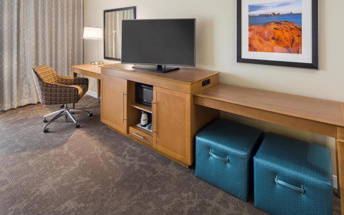 Hampton Inn & Suites Page - Lake Powell