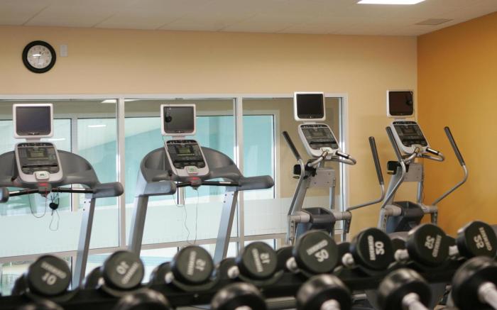 Hampton Inn Toronto Airport Corp Center Ontario