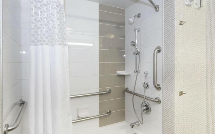 Hampton Inn & Suites Raleigh/Crabtree Valley
