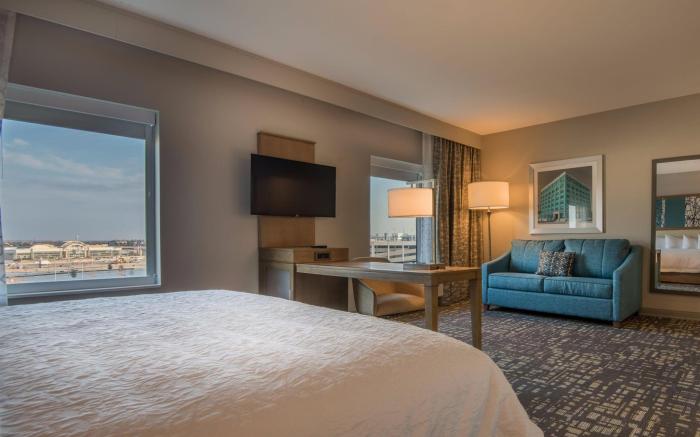 Hampton Inn & Suites Dallas-The Colony, TX