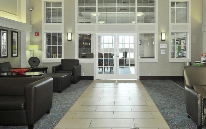 Hampton Inn & Suites by Hilton Calgary-Airport