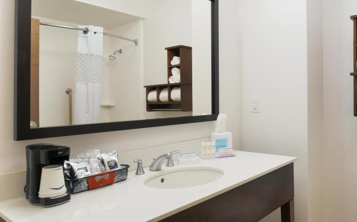 Hampton Inn & Suites Dallas/Frisco North-FieldhouseUSA