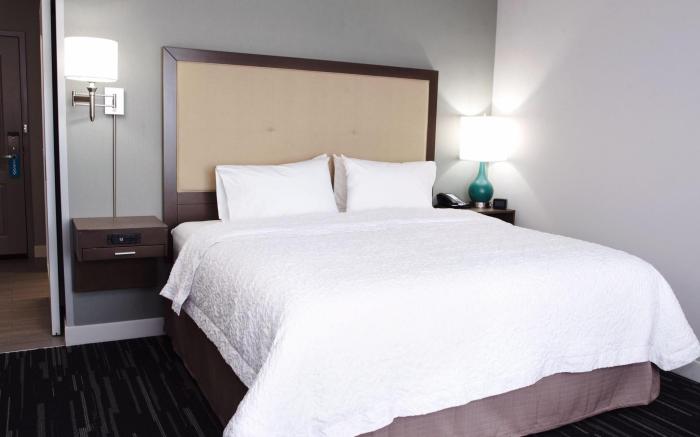 Hampton Inn & Suites Des Moines/Urbandale