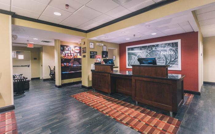 Hampton Inn Tallahassee Central