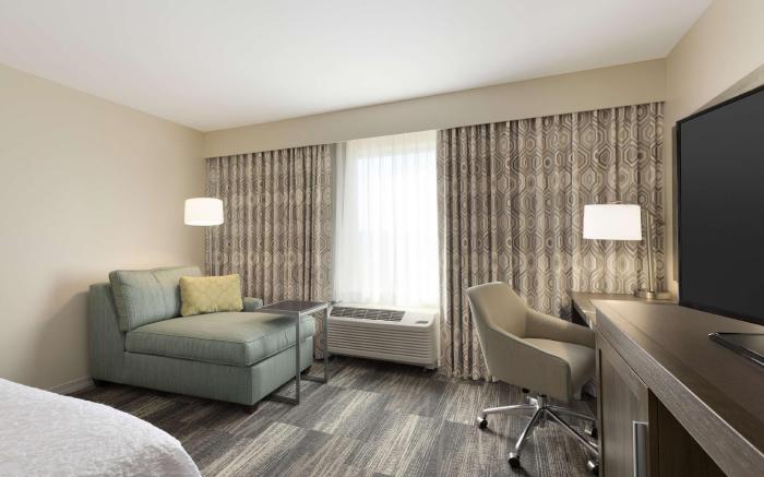 Hampton Inn & Suites Niles/Warren