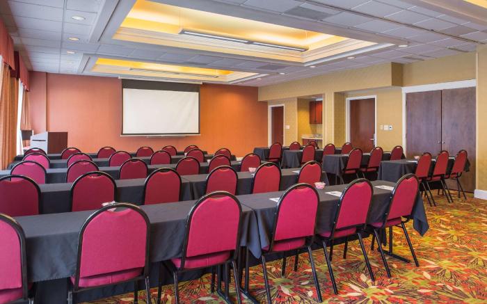 Hampton Inn & Suites Charlotte-Arrowood Rd.