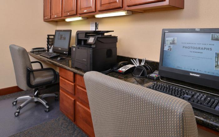 Hampton Inn and Suites Woodland
