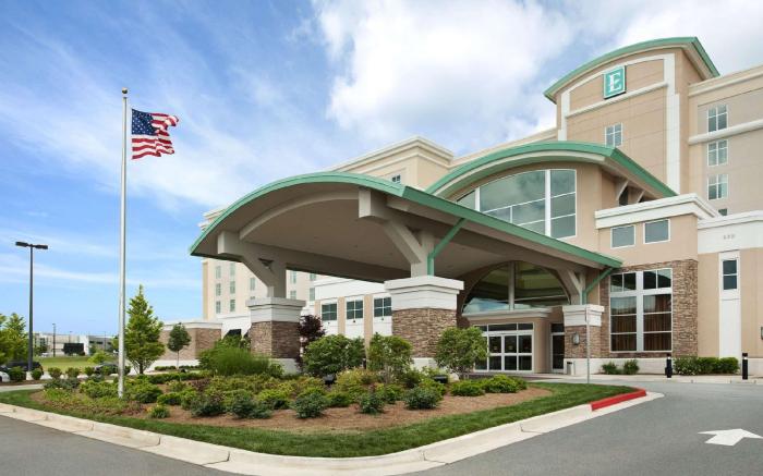 Embassy Suites by Hilton Atlanta Kennesaw Town Center